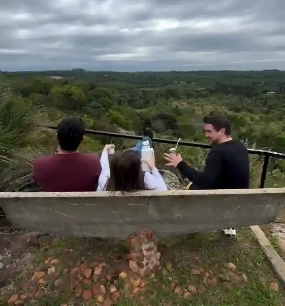 Senderismo y vistas desde el cerro