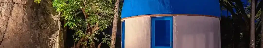 Fachada de Casa Santorini en Piribebuy